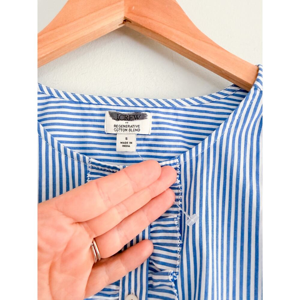 J Crew Factory | NWOT Embroidered Stripe Button Up Shirt Blue White | Sz S - Picture 4 of 9